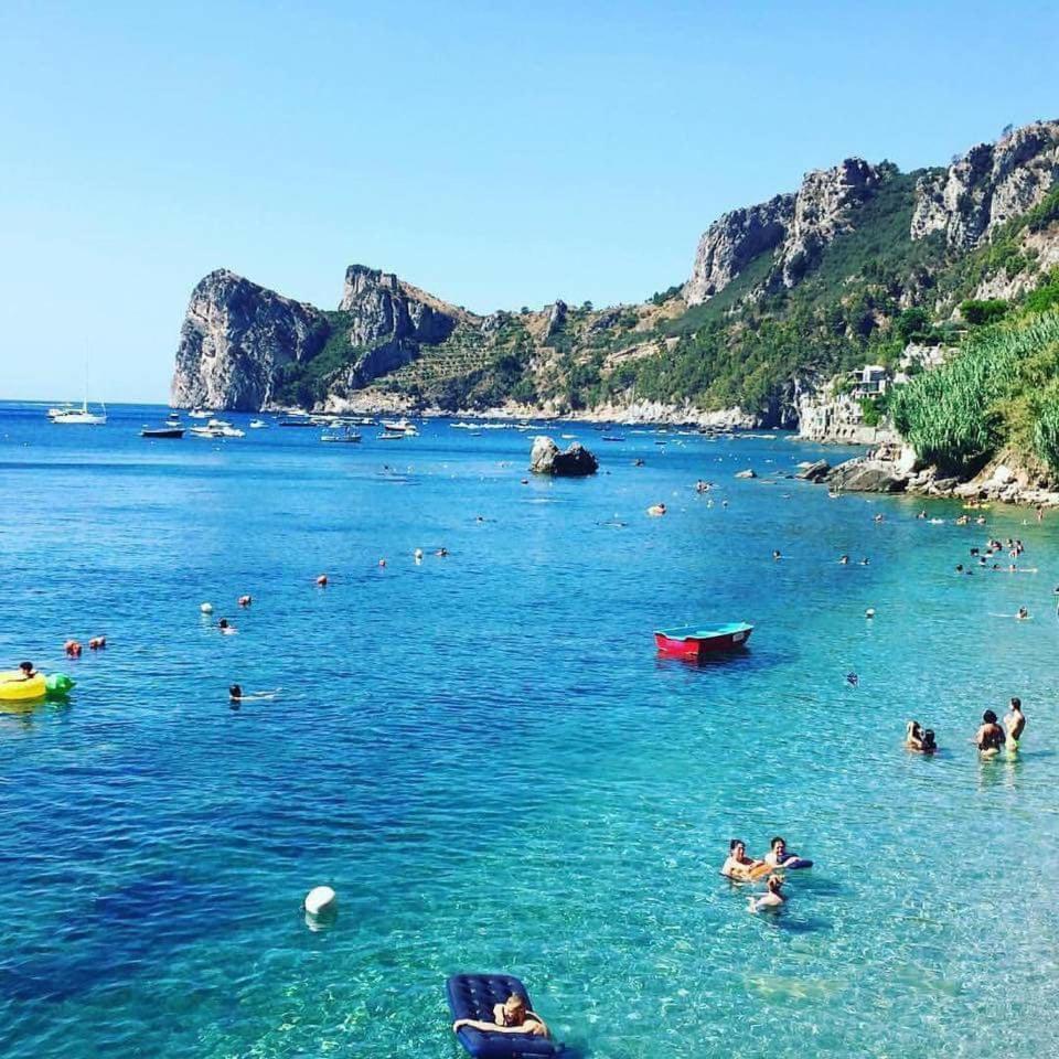 Camping Villaggio Nettuno Nerano Exteriér fotografie